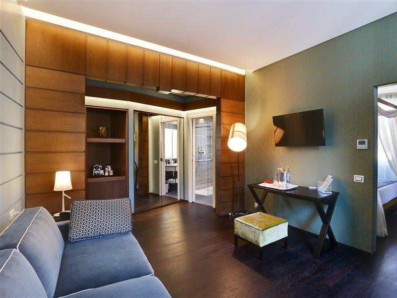 Stendhal Luxury Suites โรม ภายนอก รูปภาพ