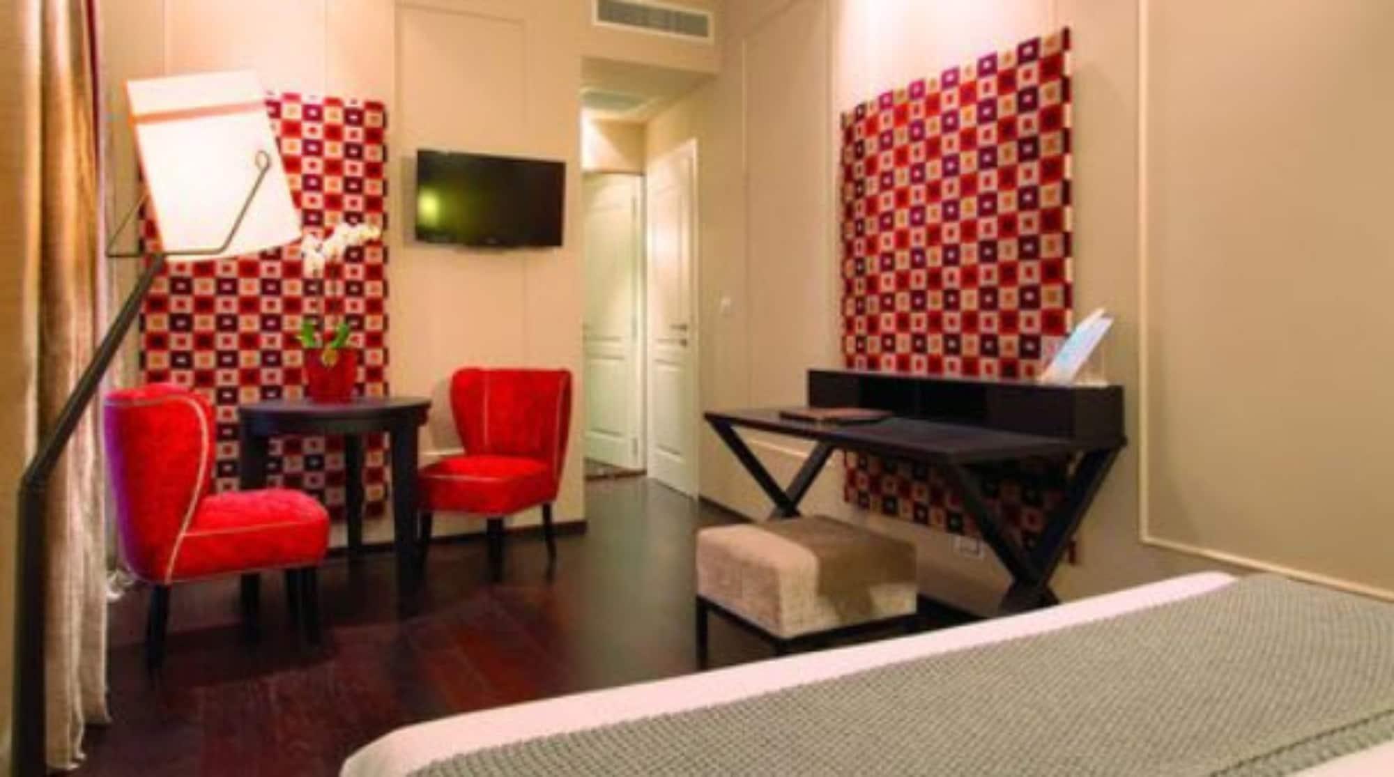 Stendhal Luxury Suites โรม ภายนอก รูปภาพ