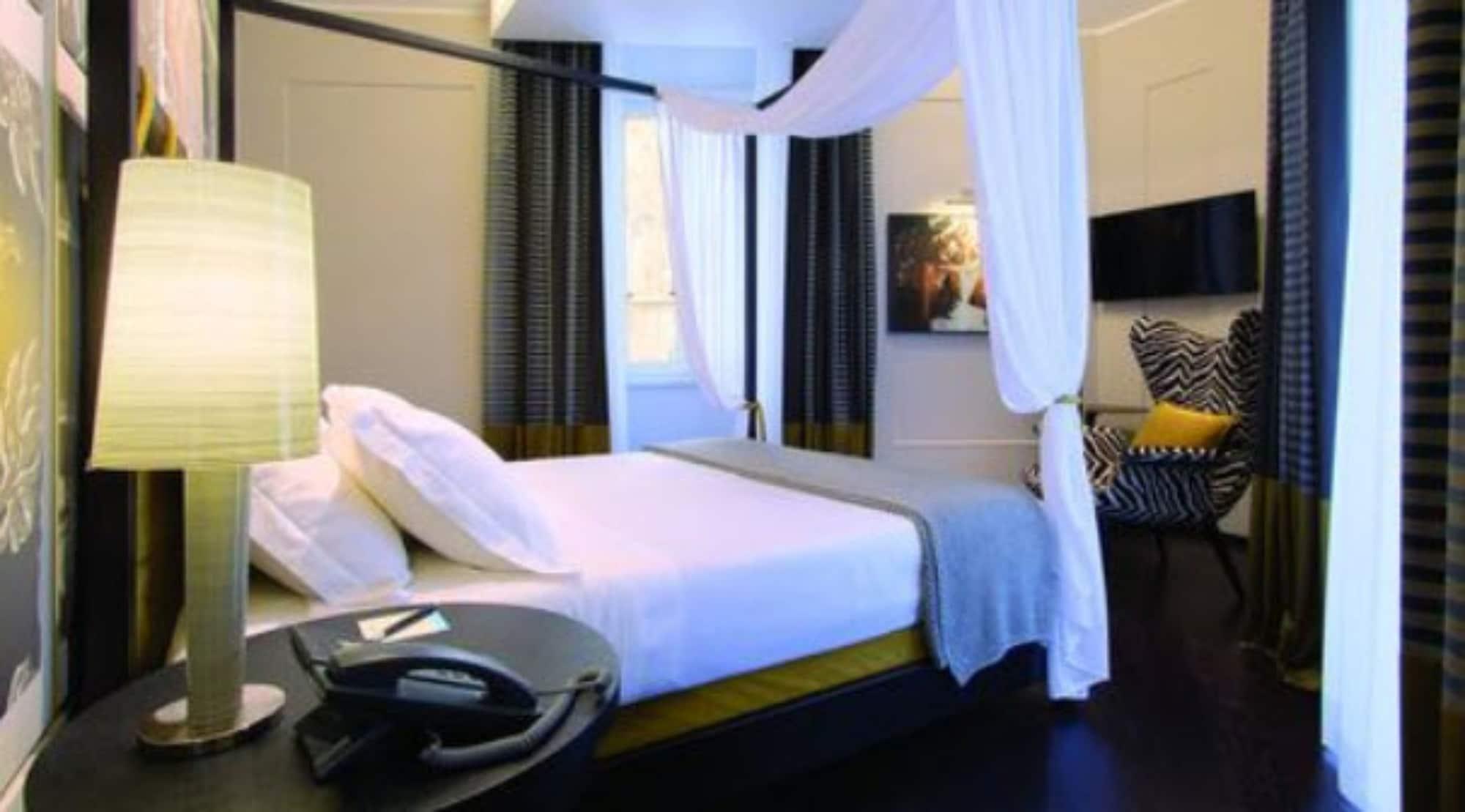 Stendhal Luxury Suites โรม ภายนอก รูปภาพ